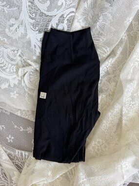 Vuori Black High Waisted Leggings – Buttery Soft Yoga Pants (M)